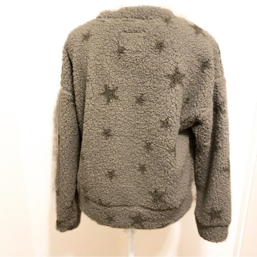 NWT THREADY & SUPPLY - Gray Star Teddy Bear Sweater SIZE Small - Picture 2 of 4